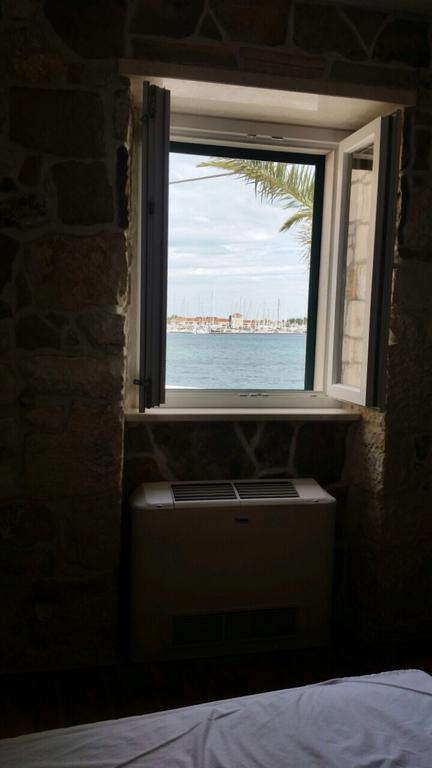 Guest House Jere Old Town Rogoznica  Ngoại thất bức ảnh